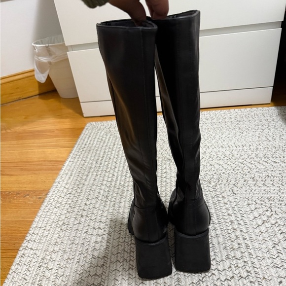 Steve Madden Women’s Violet Black Knee-High Tall Boots - Picture 8 of 14